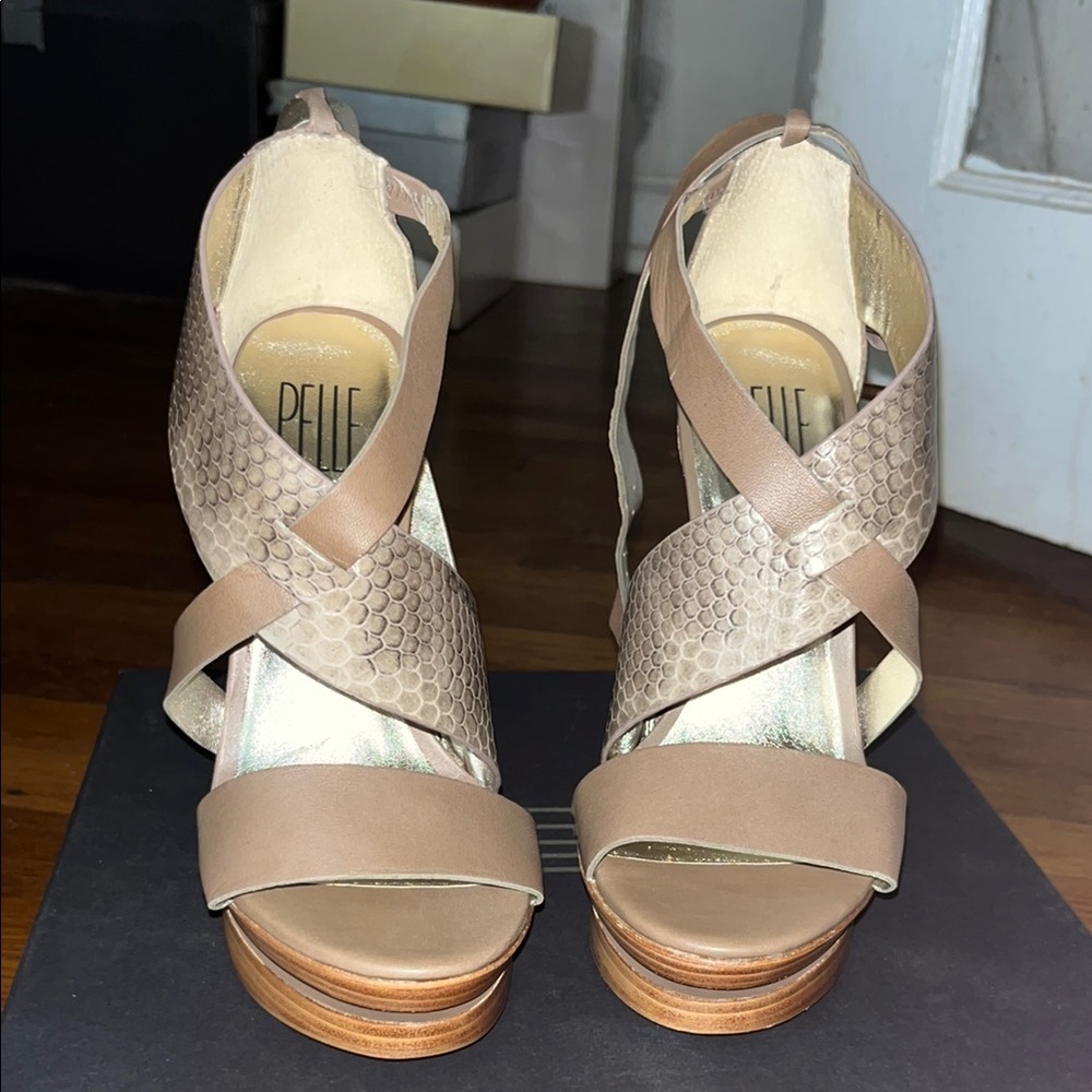 Pelle Moda Women's Taupe Heeled Sandals